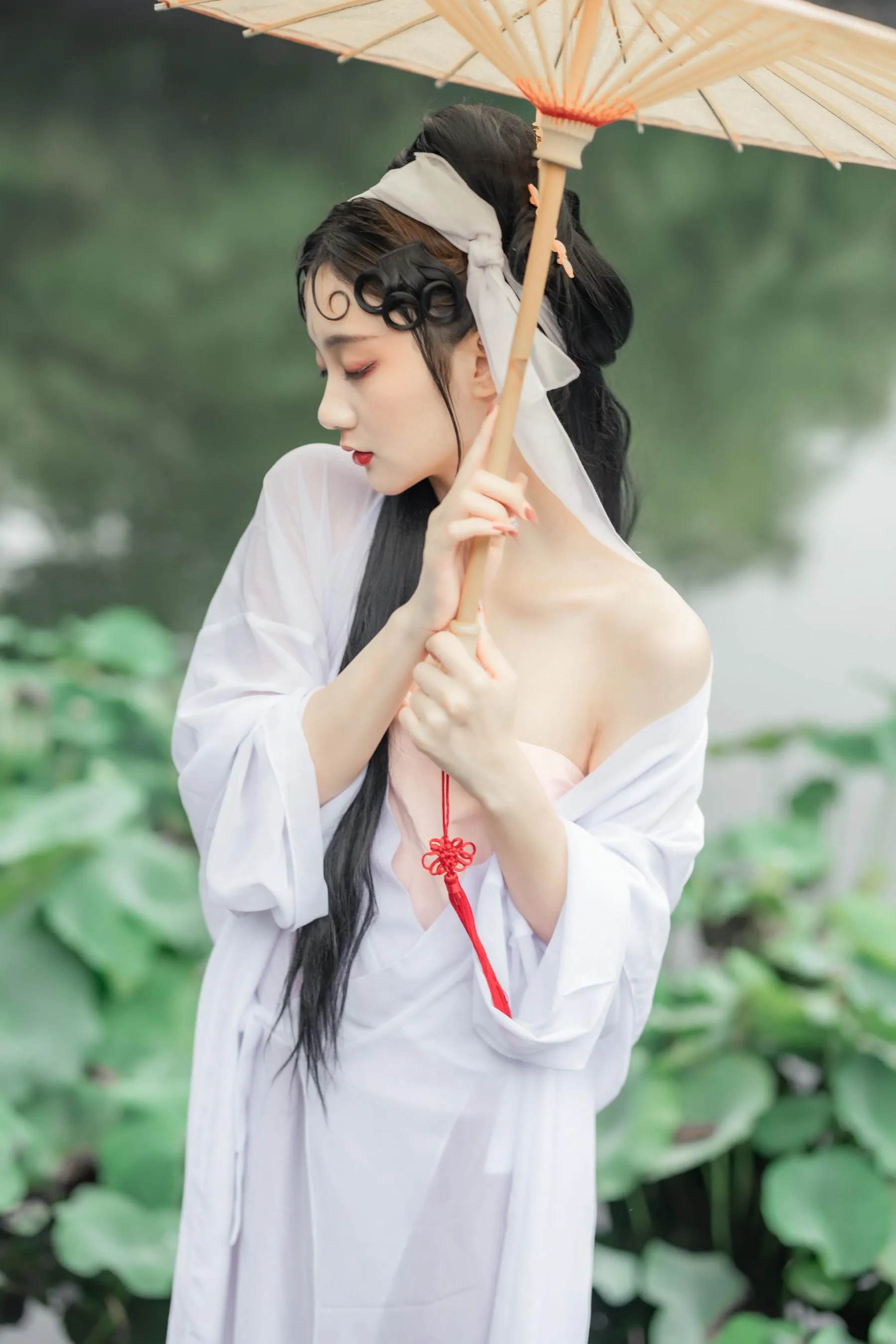 [艺图语] 2022.06.03  白蛇传奇 兔子Zzz不吃胡萝卜 [25P]插图8